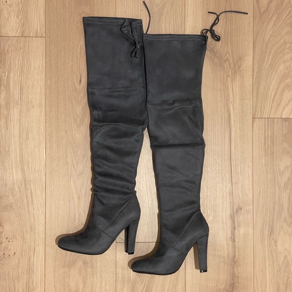 Steve Madden Over The Knee Boots - Picture 2 of 3